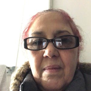 Meet your Posher, Juana